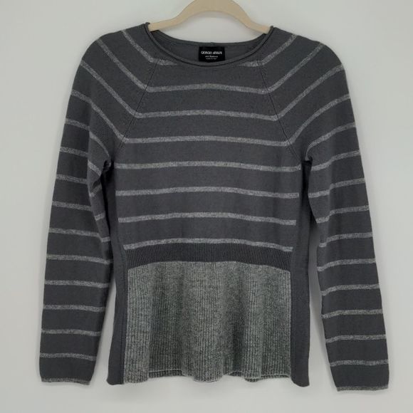 Giorgio Armani 100% Cashmere‎ Sweater Size 42 Size 6 Grey Striped Made in Italy - Picture 1 of 15